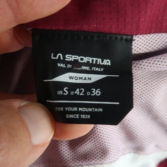 LA SPORTIVA RED/PLUM & LIME TRAIL RUNNING SHORT WITH LINER SIZE SMALL - Picture 8 of 10